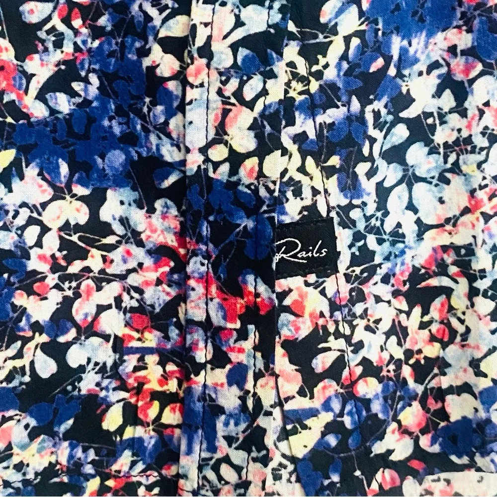 Rails Britt Tahiti Floral Rayon Button Down Top Like New✅ S/M - Picture 5 of 9